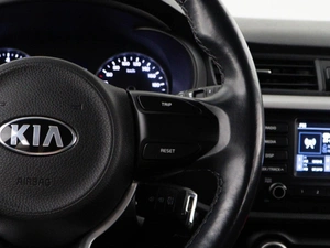 Хетчбэк Kia Rio X-Line 2018 года, 1698444 рублей, Москва