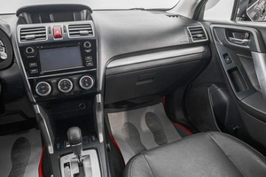 Внедорожник Subaru Forester 2015 года, 1649000 рублей, Барнаул