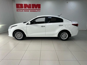 Седан Kia Rio 2018 года, 1510000 рублей, Смоленск