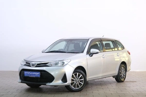 Универсал Toyota Corolla Fielder 2020 года, 1659000 рублей, Омск