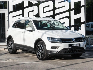 Внедорожник Volkswagen Tiguan 2018 года, 2392000 рублей, Волгоград