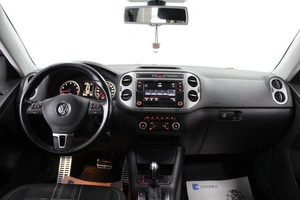 Внедорожник Volkswagen Tiguan 2015 года, 1600000 рублей, Смоленск