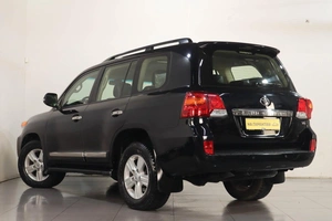 Внедорожник Toyota Land Cruiser 2012 года, 3749000 рублей, Челябинск