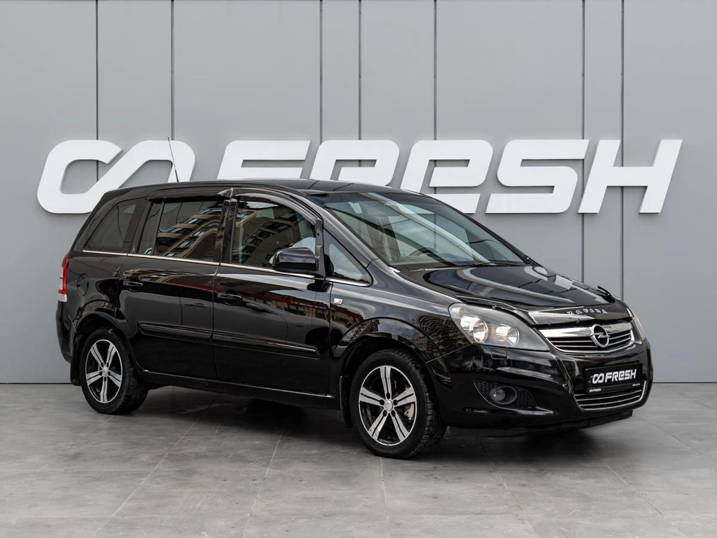 Минивэн Opel Zafira 2011 года, 699000 рублей, Краснодар