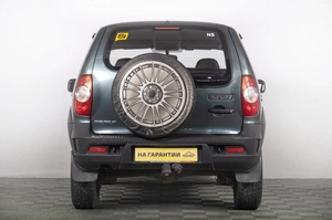 Внедорожник Chevrolet Niva 2013 года, 589000 рублей, Томск