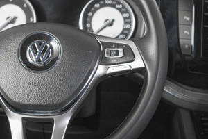 Внедорожник Volkswagen Touareg 2020 года, 4369000 рублей, Кемерово