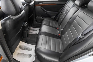 Седан Toyota Avensis 2007 года, 619000 рублей, Барнаул