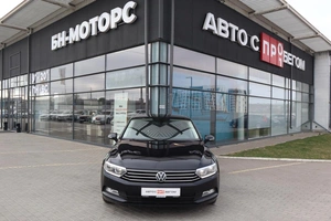 Седан Volkswagen Passat 2015 года, 1900000 рублей, Мирное