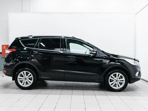 Внедорожник Ford Kuga 2018 года, 1449000 рублей, Красноярск