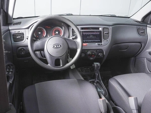 Хетчбэк Kia Rio 2011 года, 719000 рублей, Ростов-на-Дону
