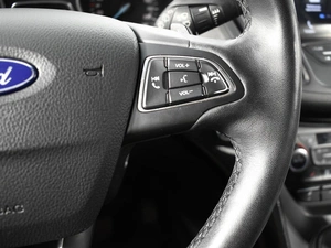 Внедорожник Ford Kuga 2016 года, 1376100 рублей, Казань