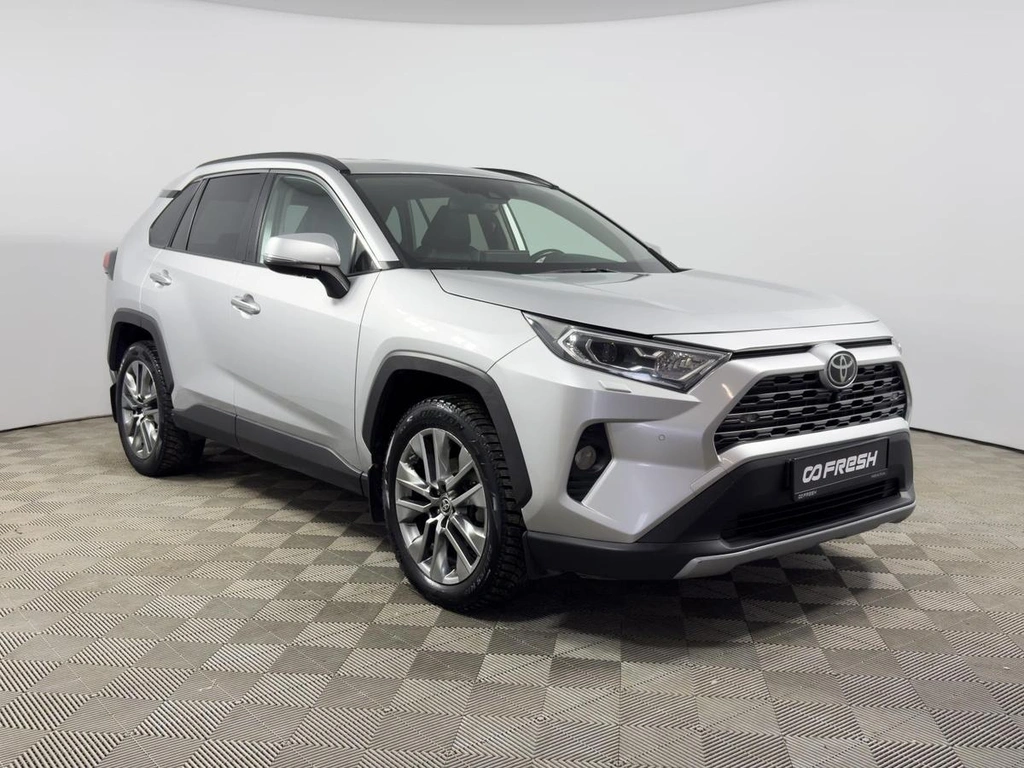 Внедорожник Toyota RAV4 2020 года, 3164100 рублей, Казань