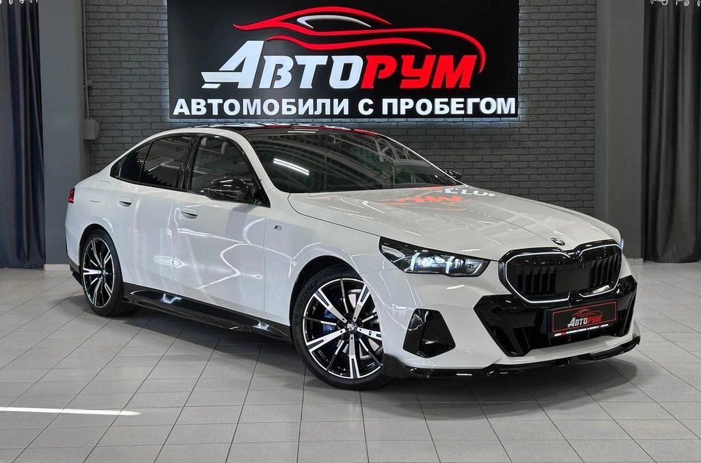 Седан BMW 5 серия 2024 года, 8350000 рублей, Красноярск