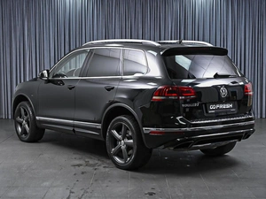 Внедорожник Volkswagen Touareg 2016 года, 2759000 рублей, Ставрополь