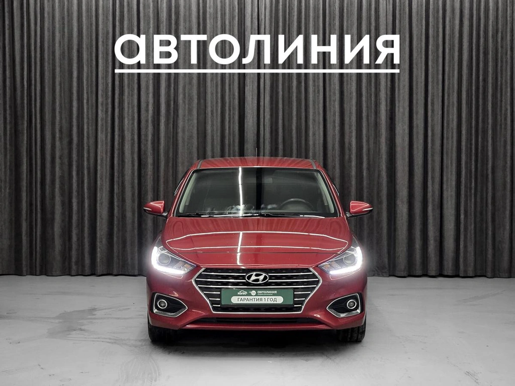 Седан Hyundai Solaris 2018 года, 1380000 рублей, Красноярск