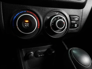 Хетчбэк Kia Rio 2012 года, 799000 рублей, Воронеж