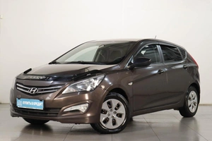 Хетчбэк Hyundai Solaris 2015 года, 859000 рублей, Челябинск