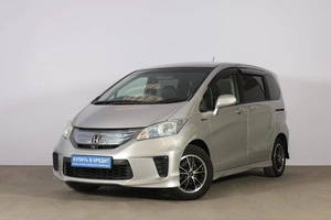 Минивэн Honda Freed 2012 года, 999000 рублей, Новосибирск