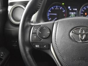 Внедорожник Toyota RAV4 2016 года, 2498900 рублей, Казань