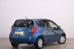 Хетчбэк Nissan Note 2015 года, 799000 рублей, Омск
