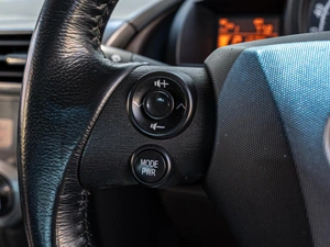 Хетчбэк Toyota iQ 2009 года, 670000 рублей, Краснодар
