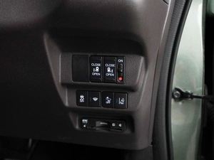Минивэн Honda Freed 2021 года, 2177900 рублей, Москва