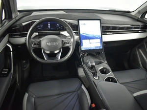 Внедорожник Geely Atlas 2023 года, 2693100 рублей, Казань
