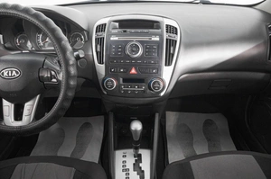 Универсал Kia Ceed 2011 года, 759000 рублей, Барнаул
