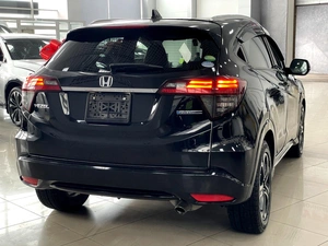 Внедорожник Honda Vezel 2019 года, 1697000 рублей, Солонцы