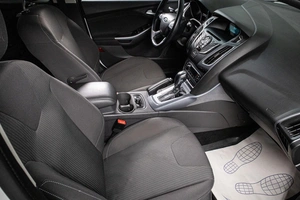 Хетчбэк Ford Focus 2013 года, 989000 рублей, Сургут