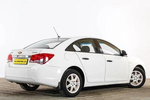 Седан Chevrolet Cruze 2012 года, 699000 рублей, Тюмень