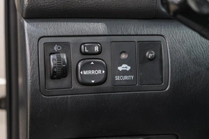 Седан Toyota Corolla 2005 года, 629000 рублей, Новокузнецк