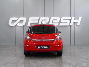 Хетчбэк Opel Astra 2013 года, 699000 рублей, Воронеж