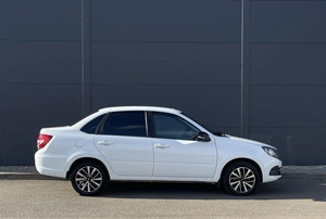 Седан ВАЗ (LADA) Granta 2023 года, 840000 рублей, Солонцы
