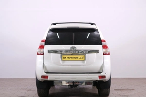 Внедорожник Toyota Land Cruiser Prado 2015 года, 4519000 рублей, Омск