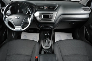 Седан Kia Rio 2016 года, 1099000 рублей, Тюмень
