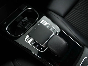Хетчбэк Mercedes-benz A-класс 2019 года, 1999077 рублей, Москва