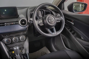 Хетчбэк Mazda 2 2021 года, 1379000 рублей, Томск