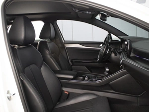 Седан Kia K5 2020 года, 2590000 рублей, Омск