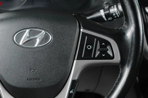 Седан Hyundai Solaris 2014 года, 799000 рублей, Тюмень