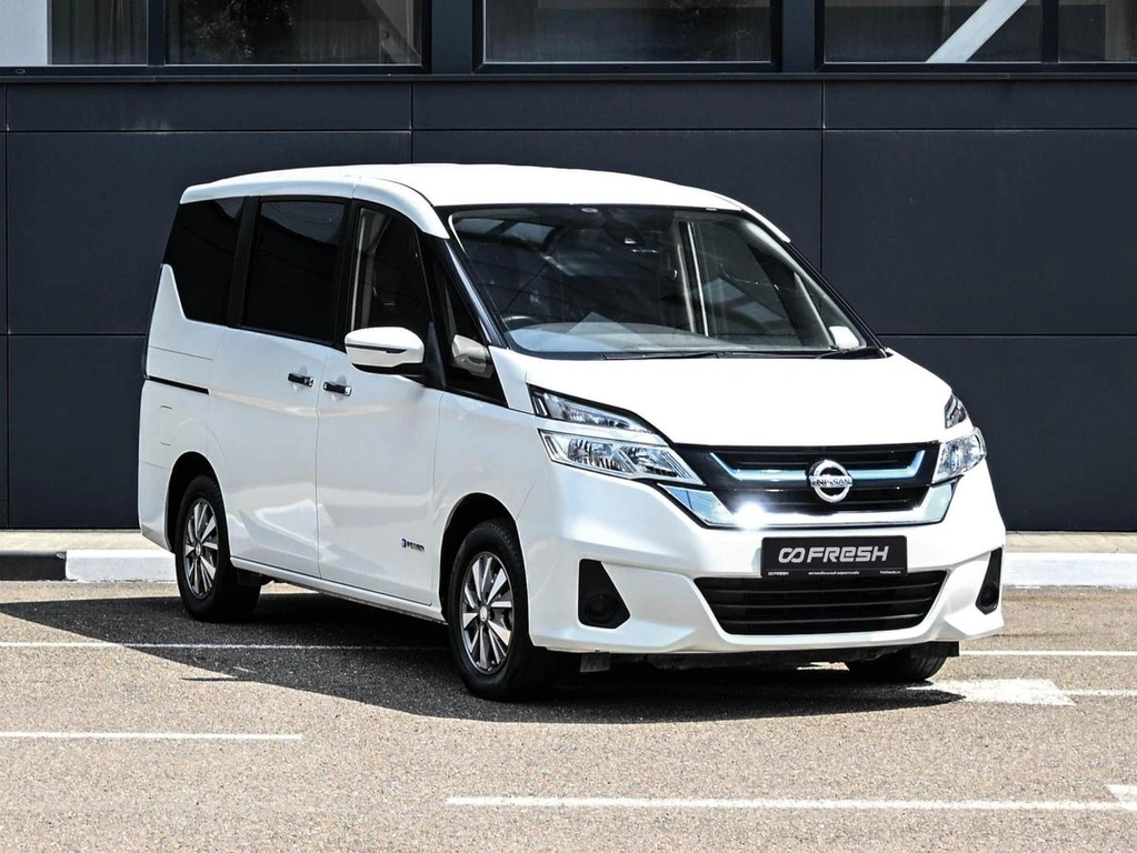 Минивэн Nissan Serena 2018 года, 1867030 рублей, Кирилловка