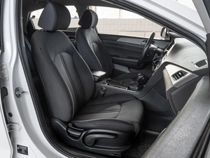 Седан Hyundai Sonata 2019 года, 1877000 рублей, Краснодар