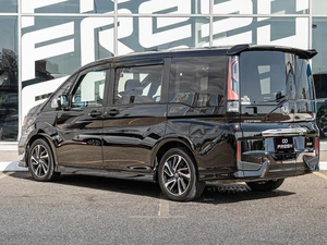 Минивэн Honda Stepwgn Spada 2020 года, 2650000 рублей, Краснодар