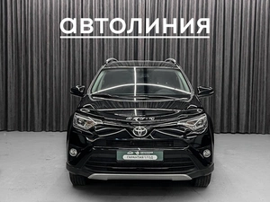 Внедорожник Toyota RAV4 2017 года, 2299000 рублей, Красноярск