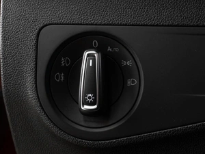 Внедорожник Volkswagen Tiguan 2019 года, 2354000 рублей, Тюмень