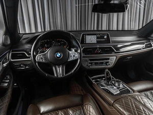 Седан BMW 7 серия 2019 года, 6177000 рублей, Тюмень