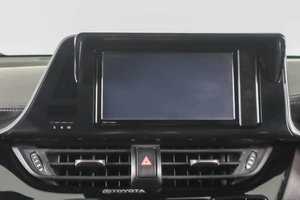 Внедорожник Toyota C-HR 2018 года, 1949000 рублей, Пермь