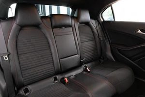 Хетчбэк Mercedes-Benz A-класс 2015 года, 1649000 рублей, Красноярск