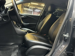 Седан Opel Astra 2013 года, 647000 рублей, Красноярск