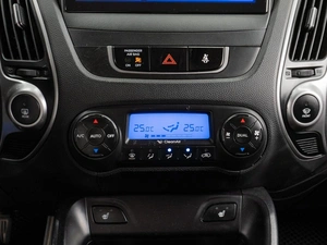 Внедорожник Hyundai ix35 2011 года, 1131000 рублей, Тюмень